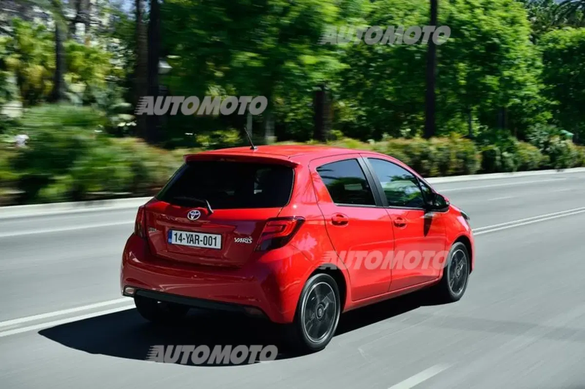 Toyota Yaris (Hybrid) restyling: è il momento della video-prova (8)