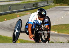 Alex Zanardi, incidente in handbike: frattura alla clavicola