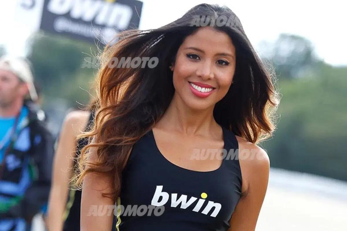 bwin Sports Girls: vota, condividi e vinci la MotoGP a Misano (3)