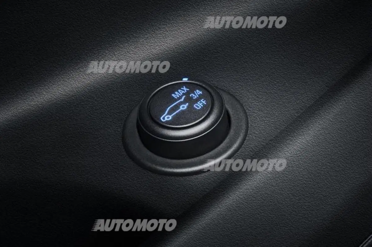Buick Envision: nuova crossover di lusso per la Cina (17)