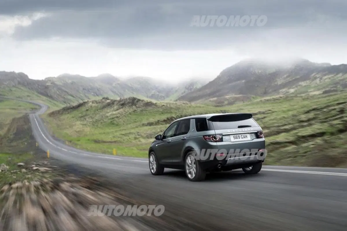 Nuova Land Rover Discovery Sport: prezzi, foto e video (2)