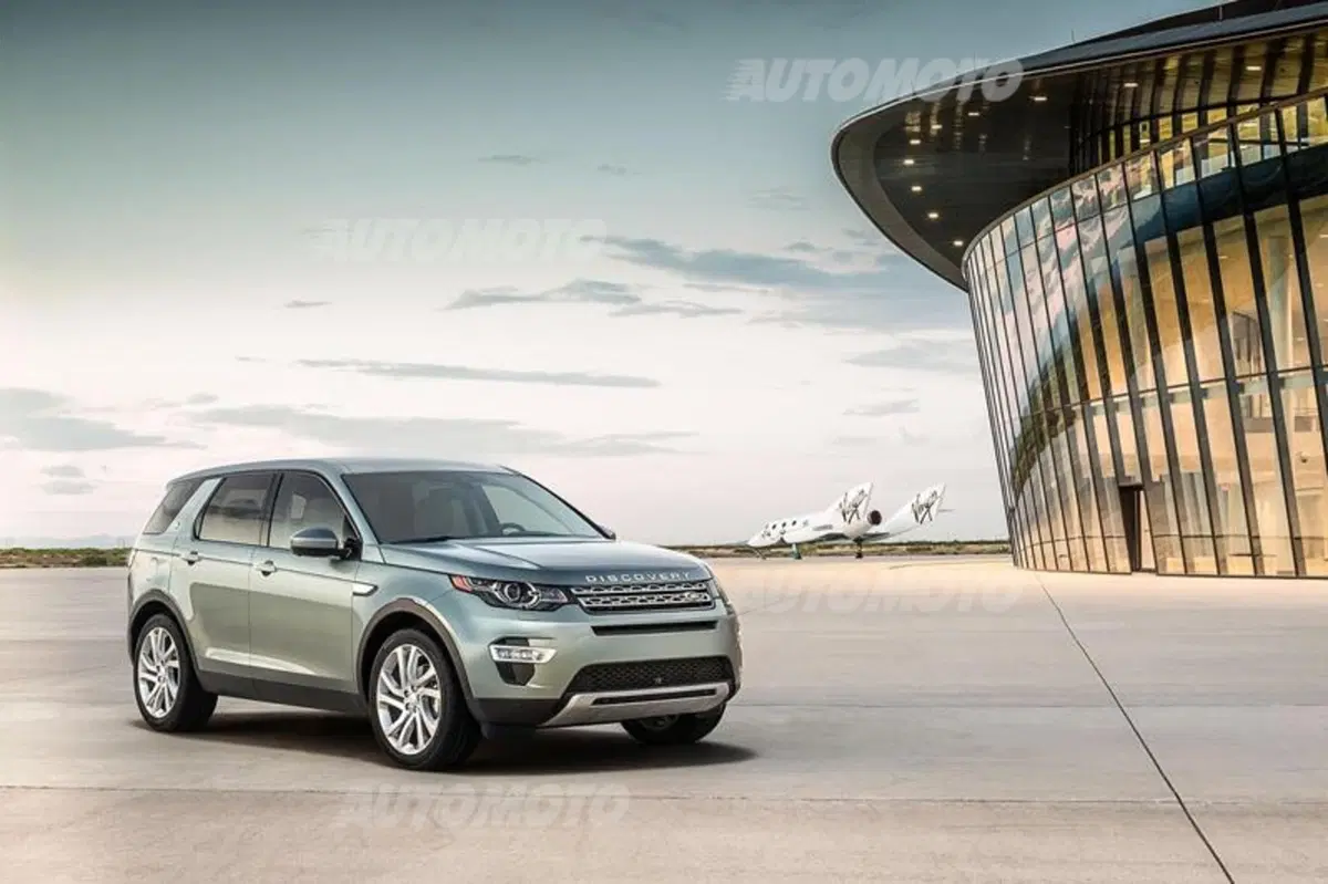 Nuova Land Rover Discovery Sport: prezzi, foto e video (10)
