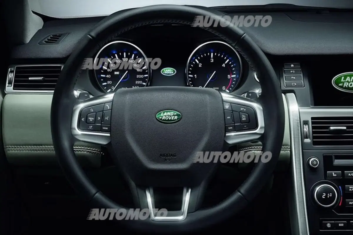 Nuova Land Rover Discovery Sport: prezzi, foto e video (22)
