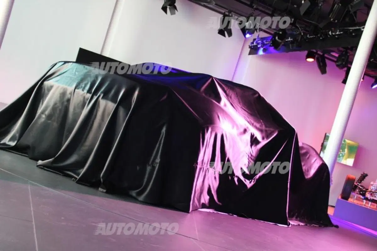 Nuova Mazda MX-5: eccola! Tutti i dettagli in diretta da Barcellona (2)