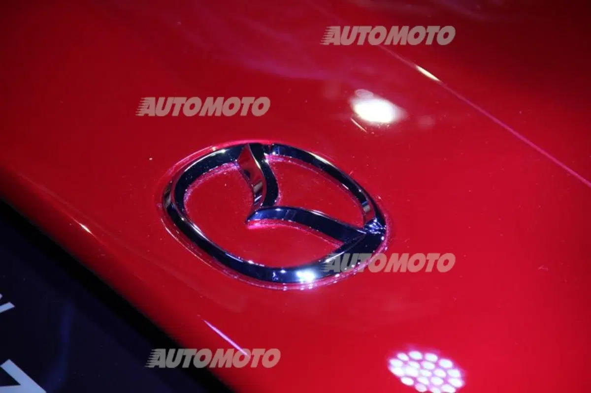 Nuova Mazda MX-5: eccola! Tutti i dettagli in diretta da Barcellona (41)