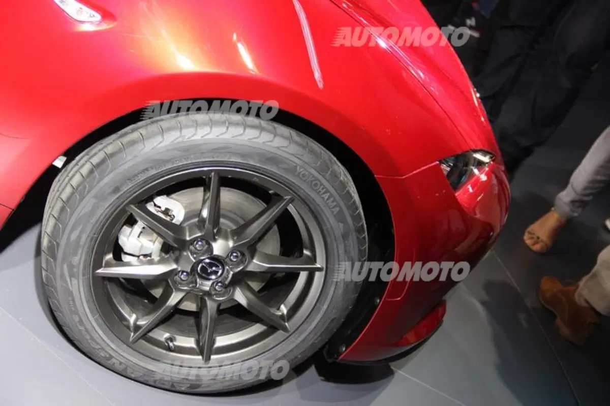 Nuova Mazda MX-5: eccola! Tutti i dettagli in diretta da Barcellona (51)