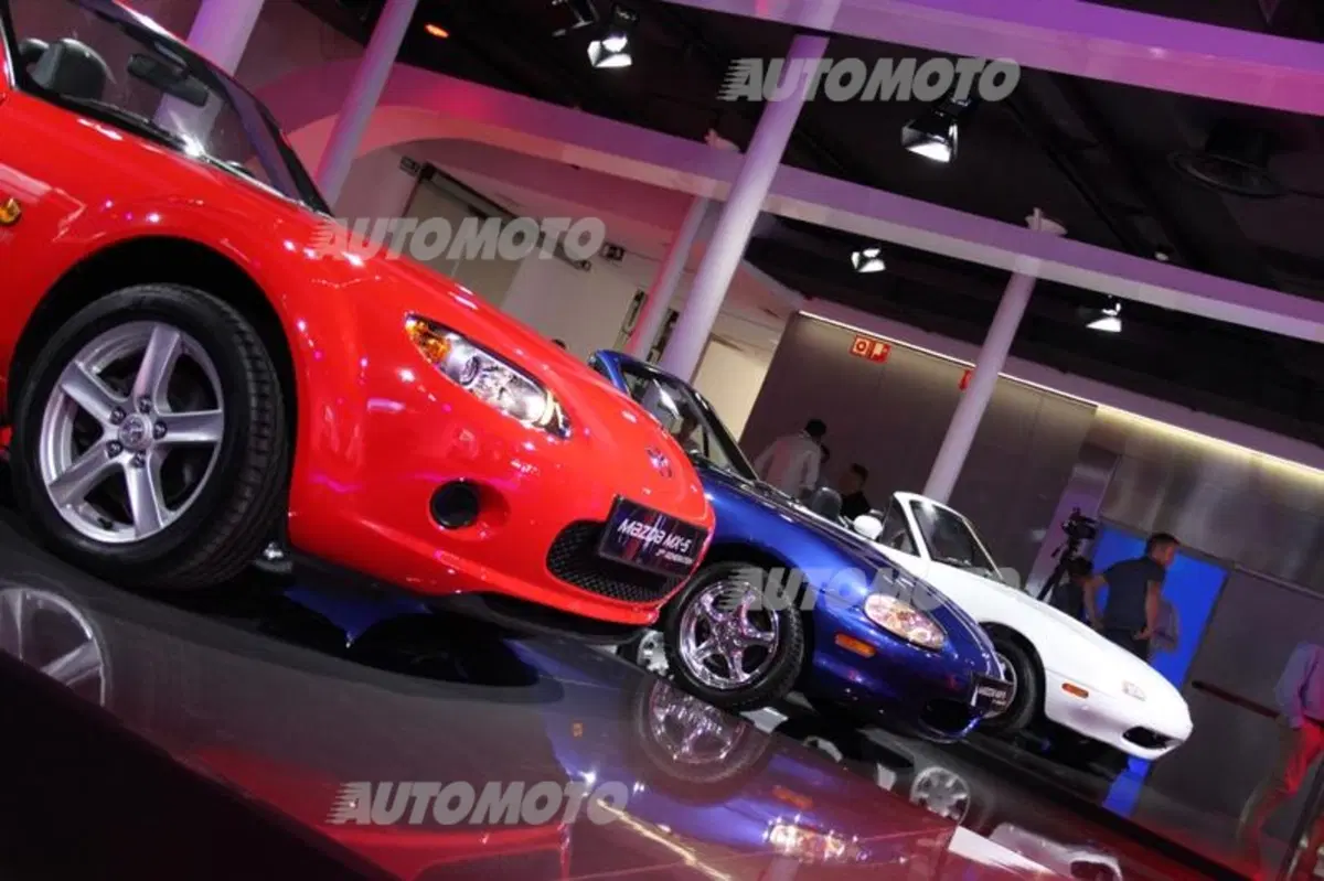 Nuova Mazda MX-5: eccola! Tutti i dettagli in diretta da Barcellona (78)