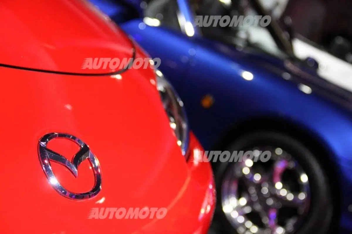 Nuova Mazda MX-5: eccola! Tutti i dettagli in diretta da Barcellona (82)