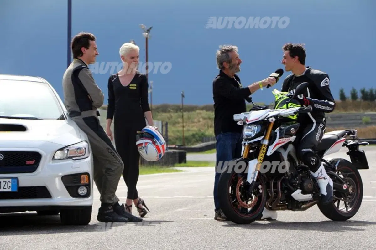 Subaru WRX STi feat Yamaha MT-09 Street Rally: la sfida in pista! (22)