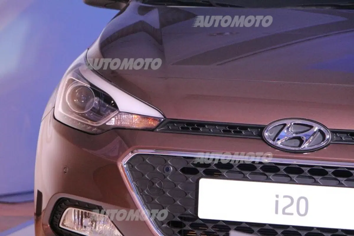 Nuova Hyundai i20: guardiamola da vicino (9)