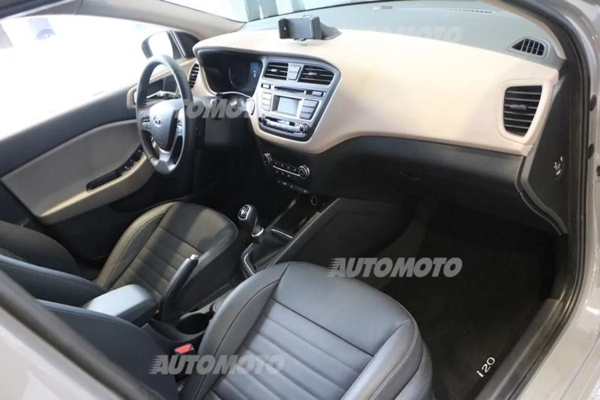 Nuova Hyundai i20: guardiamola da vicino (33)