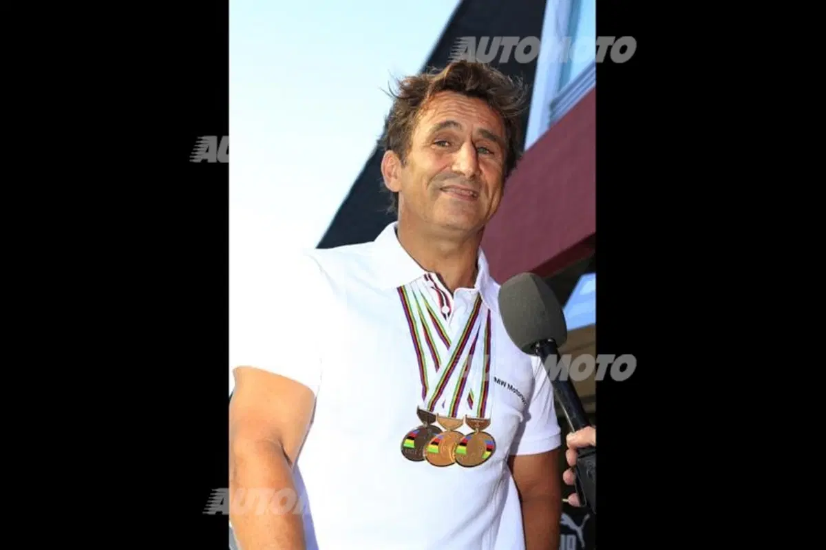 Zanardi: la sua BMW Z4 GT3 si tinge di oro per celebrare le vittorie in handbike (3)