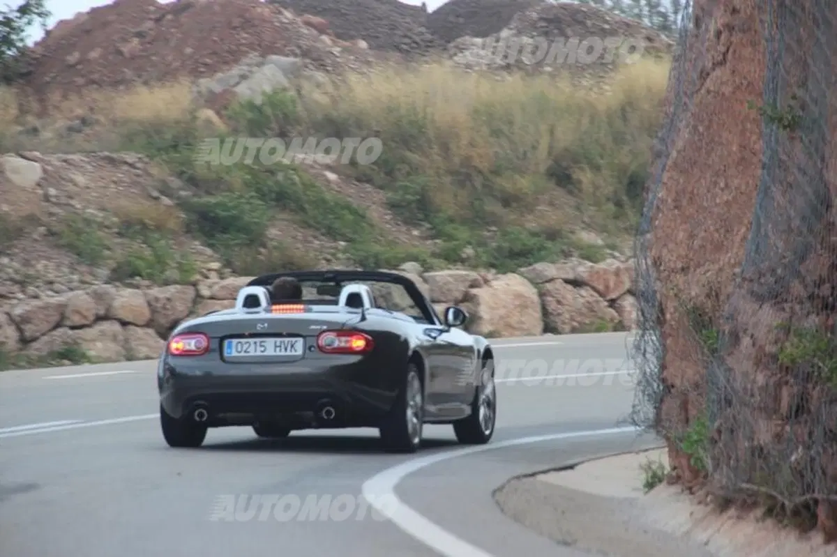 Mazda MX-5, il ripasso: dalle nubi del Montserrat al caldo del Mediterraneo (5)