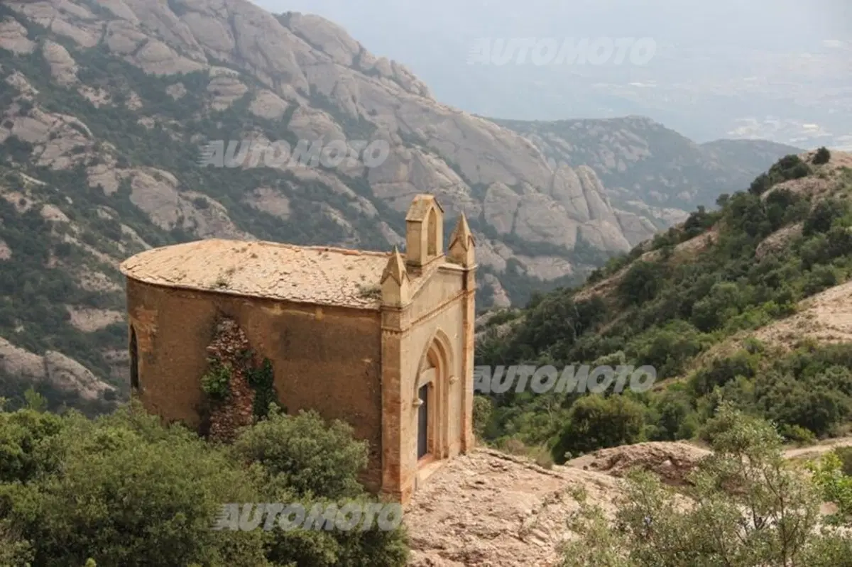 Mazda MX-5, il ripasso: dalle nubi del Montserrat al caldo del Mediterraneo (16)