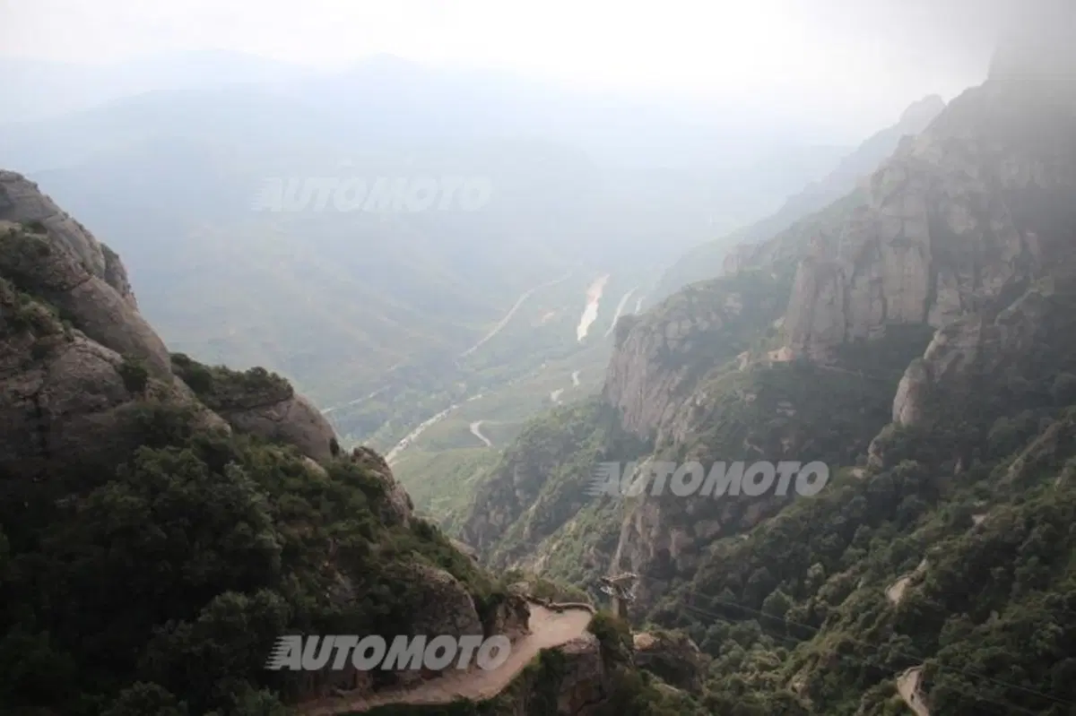 Mazda MX-5, il ripasso: dalle nubi del Montserrat al caldo del Mediterraneo (20)
