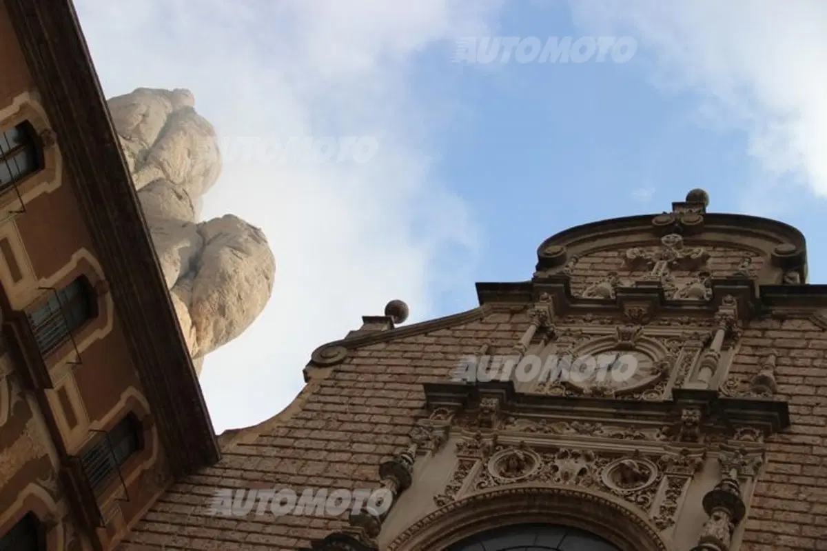 Mazda MX-5, il ripasso: dalle nubi del Montserrat al caldo del Mediterraneo (22)