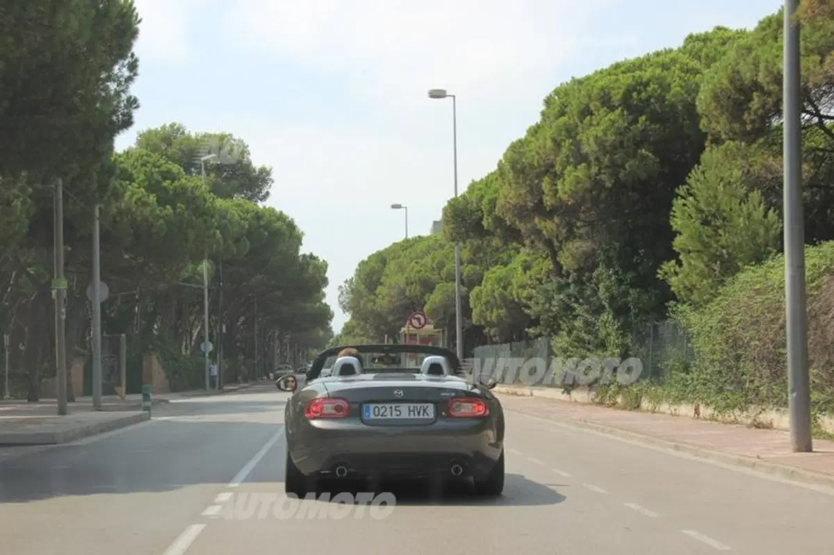 Mazda MX-5, il ripasso: dalle nubi del Montserrat al caldo del Mediterraneo (31)
