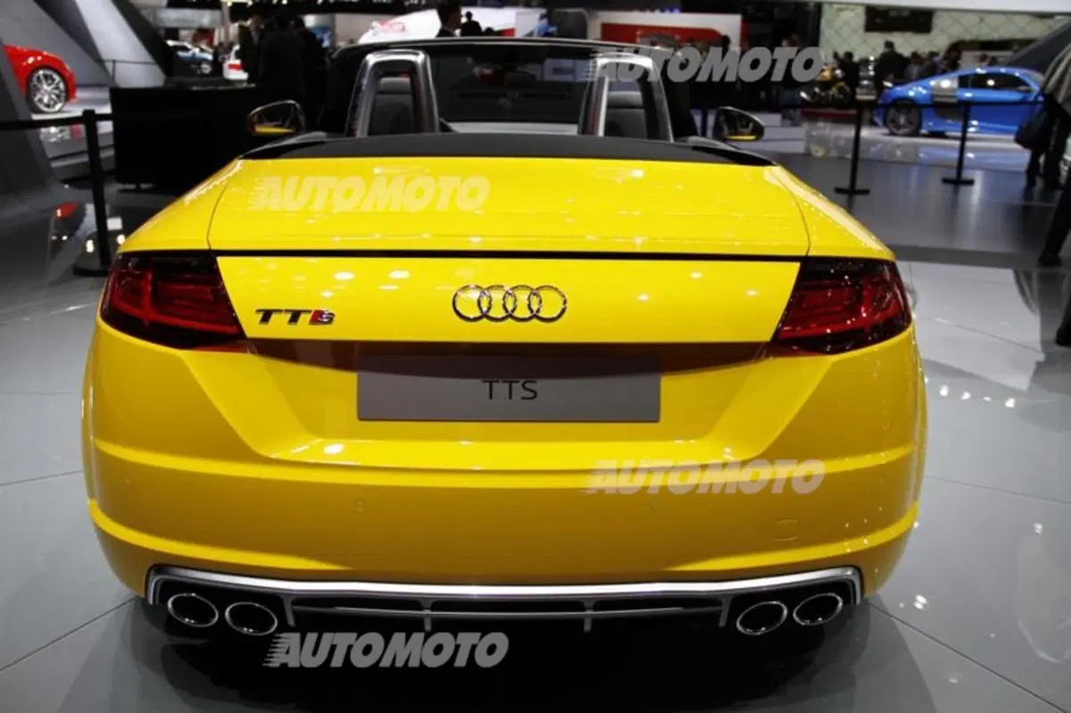 Audi al Salone di Parigi 2014 (4)