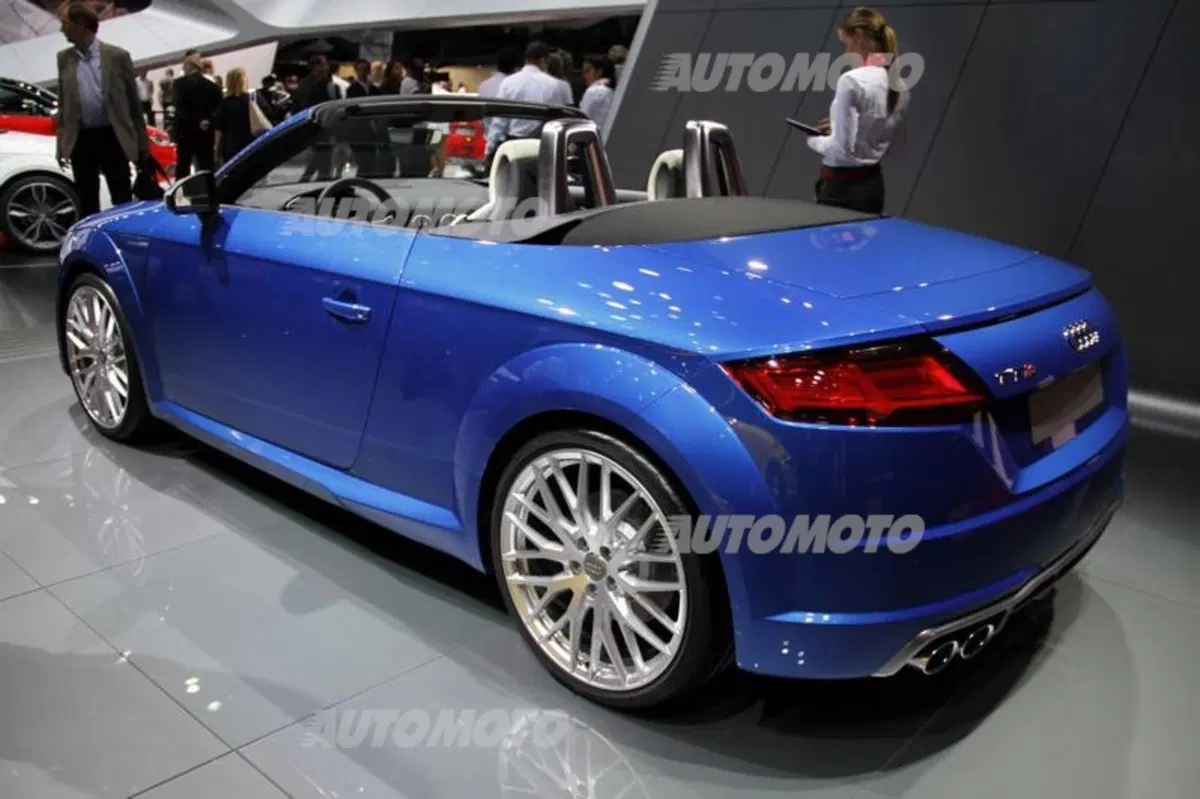Audi al Salone di Parigi 2014 (7)