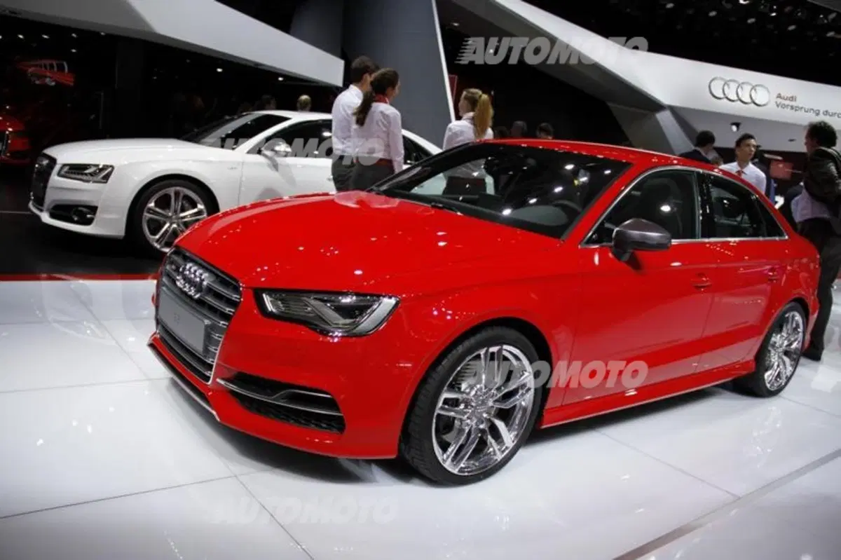 Audi al Salone di Parigi 2014 (16)