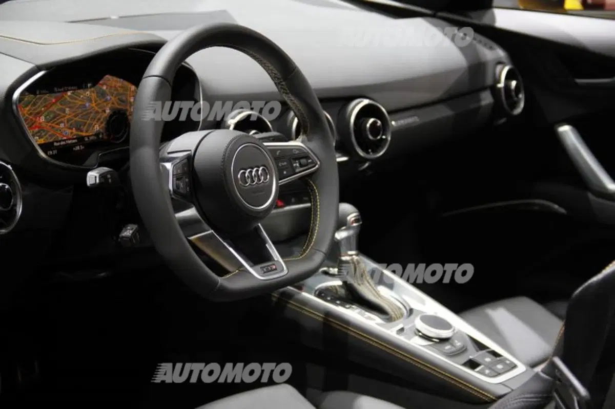 Audi al Salone di Parigi 2014 (32)