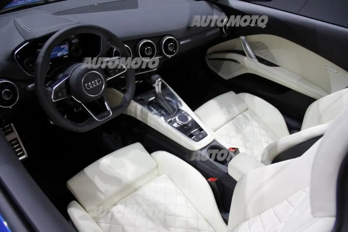 Audi al Salone di Parigi 2014 (33)