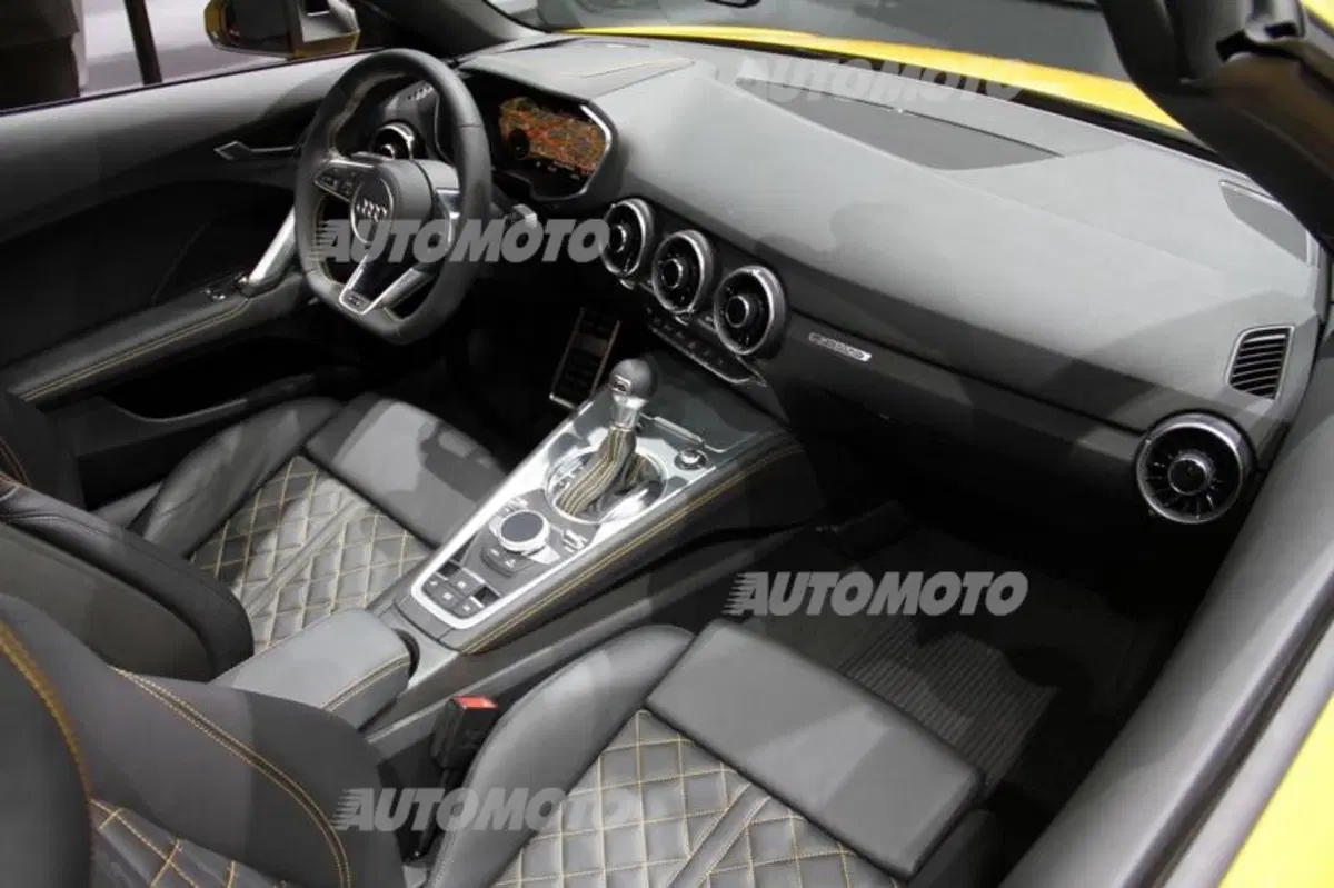 Audi al Salone di Parigi 2014 (35)
