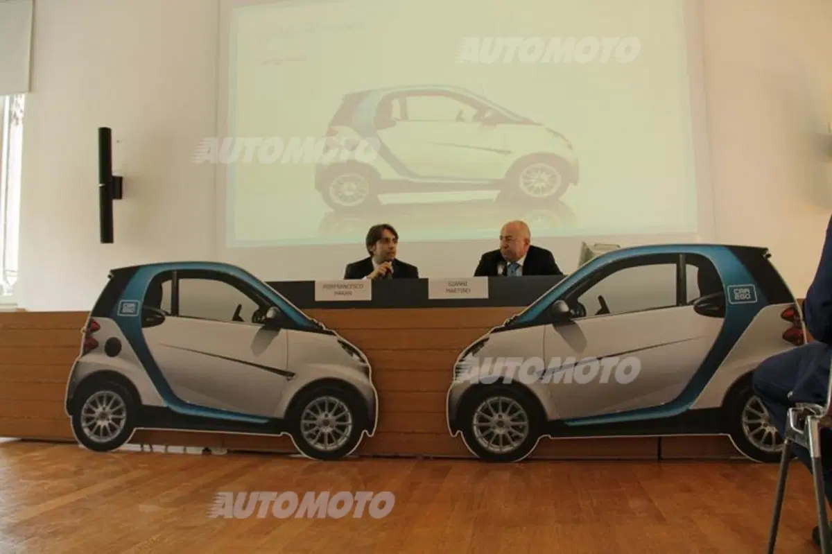 car2go compie un anno in Italia: auguri alle smart bianco-azzurre (14)