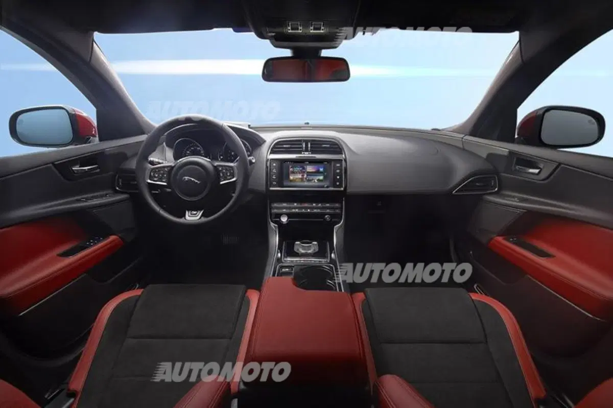 Jaguar XE: i dettagli tecnici (16)