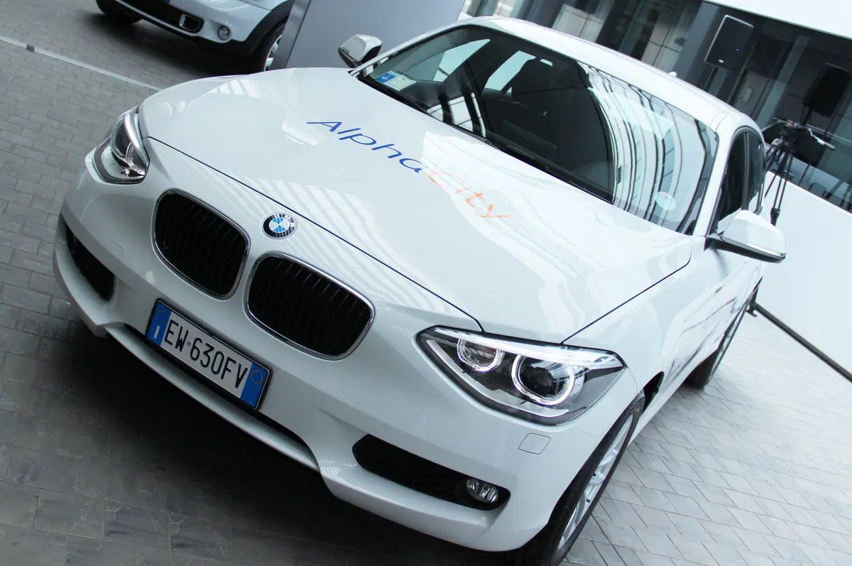 AlphaCity: nasce il car sharing di BMW per le aziende. Che cos'è e come funziona