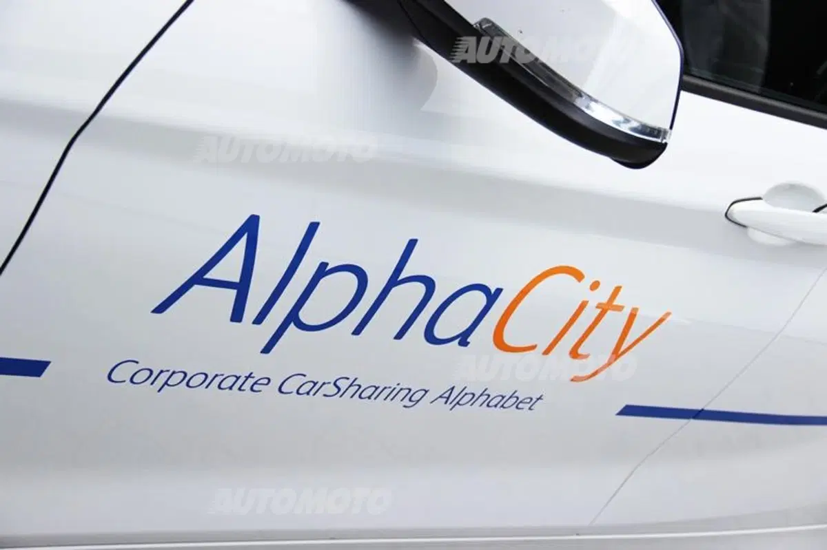 AlphaCity: nasce il car sharing di BMW per le aziende. Che cos'è e come funziona (4)