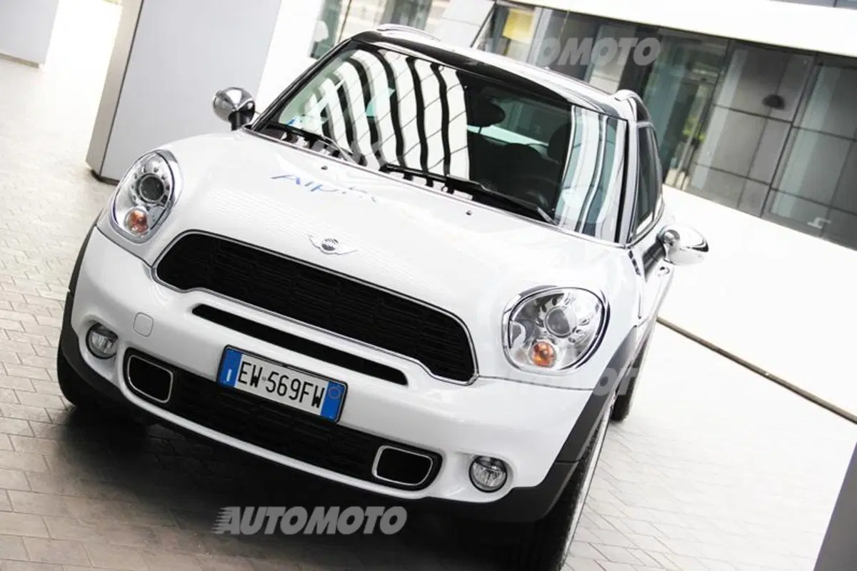 AlphaCity: nasce il car sharing di BMW per le aziende. Che cos'è e come funziona (13)