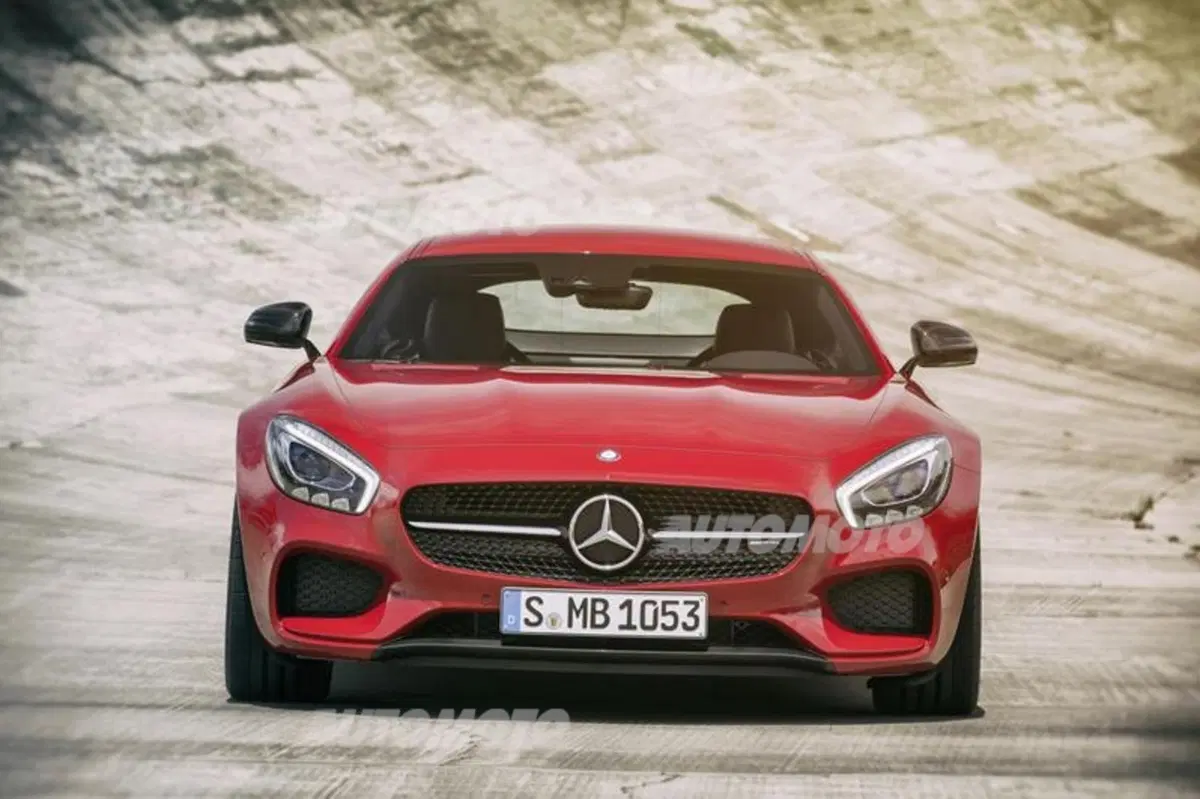 Mercedes AMG GT: tutte le foto e le informazioni ufficiali (14)