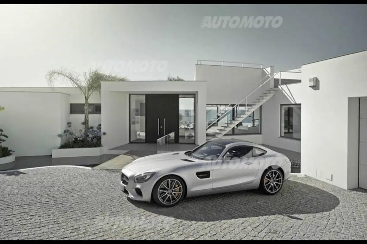 Mercedes AMG GT: tutte le foto e le informazioni ufficiali (16)