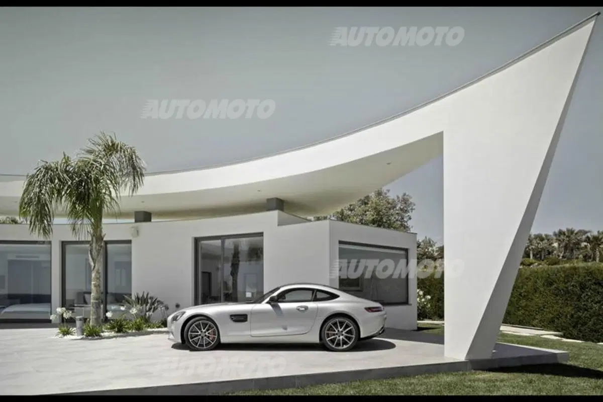 Mercedes AMG GT: tutte le foto e le informazioni ufficiali (18)