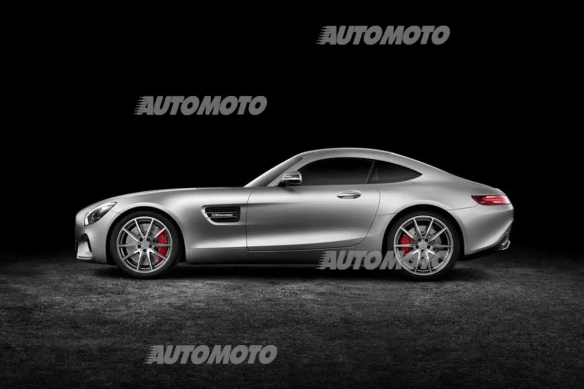 Mercedes AMG GT: tutte le foto e le informazioni ufficiali (22)