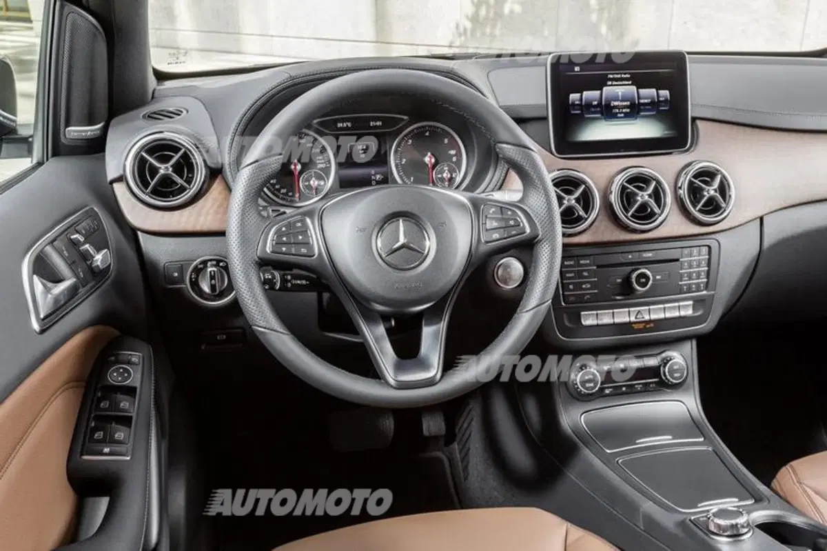 Mercedes-Benz Classe B restyling (24)
