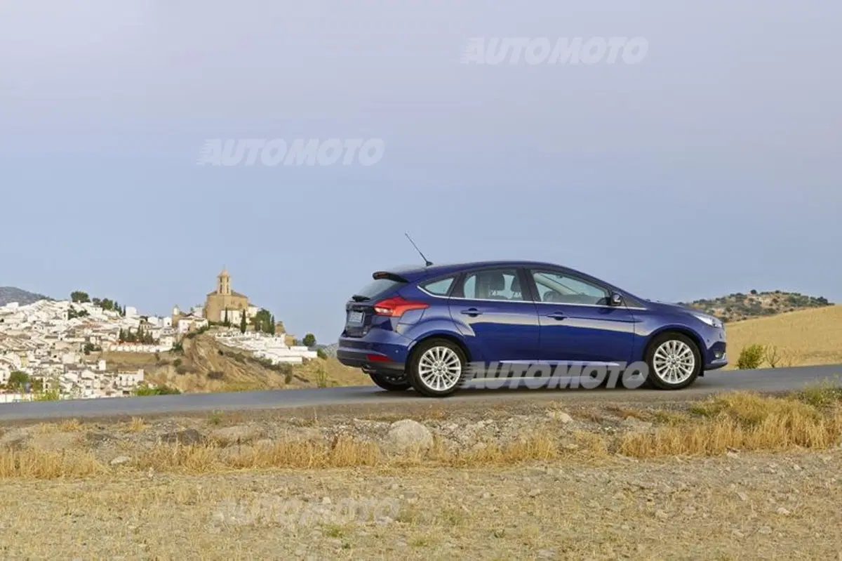 Ford Focus restyling: tutte le immagini più belle (23)