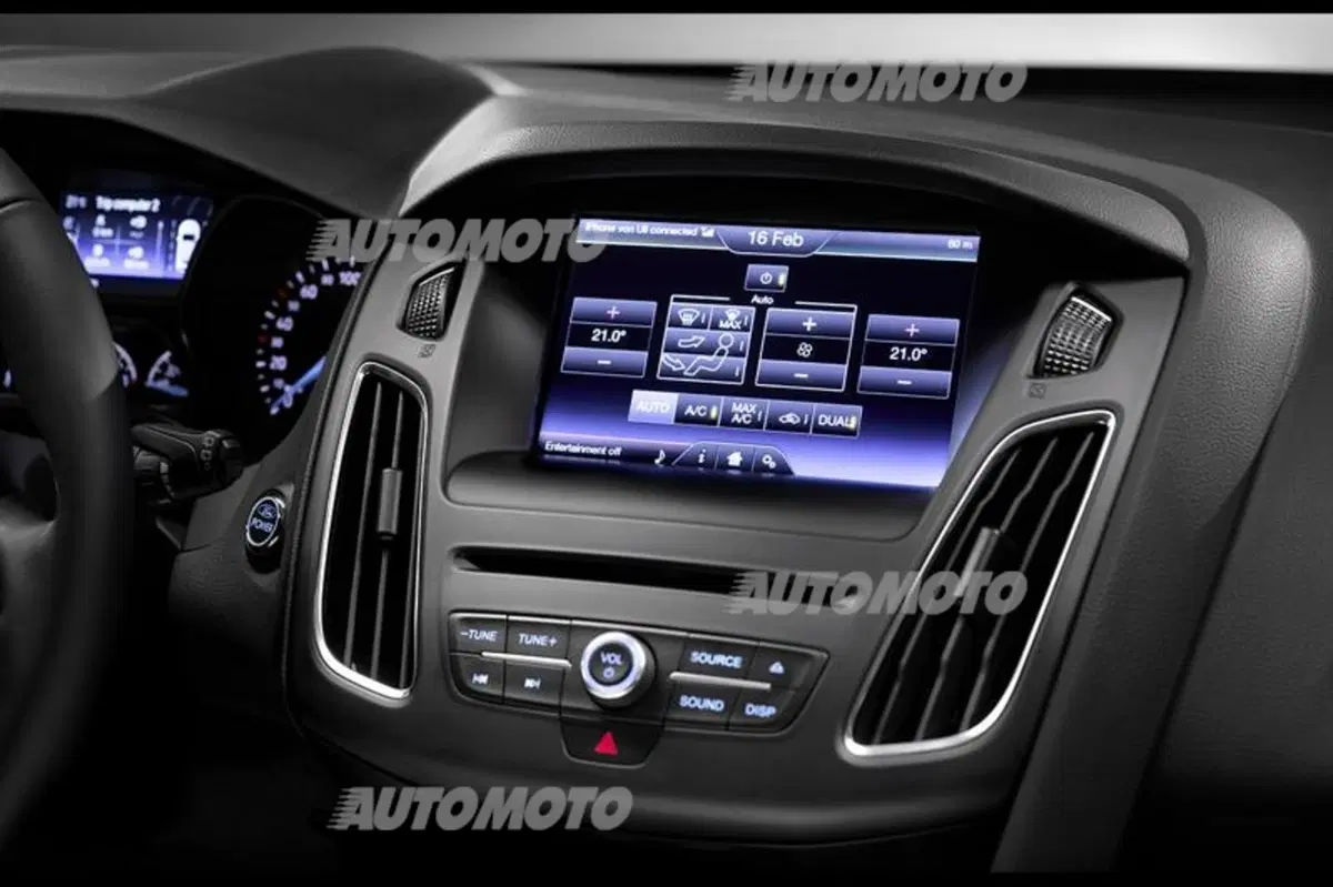 Ford Focus restyling: tutte le immagini più belle (80)