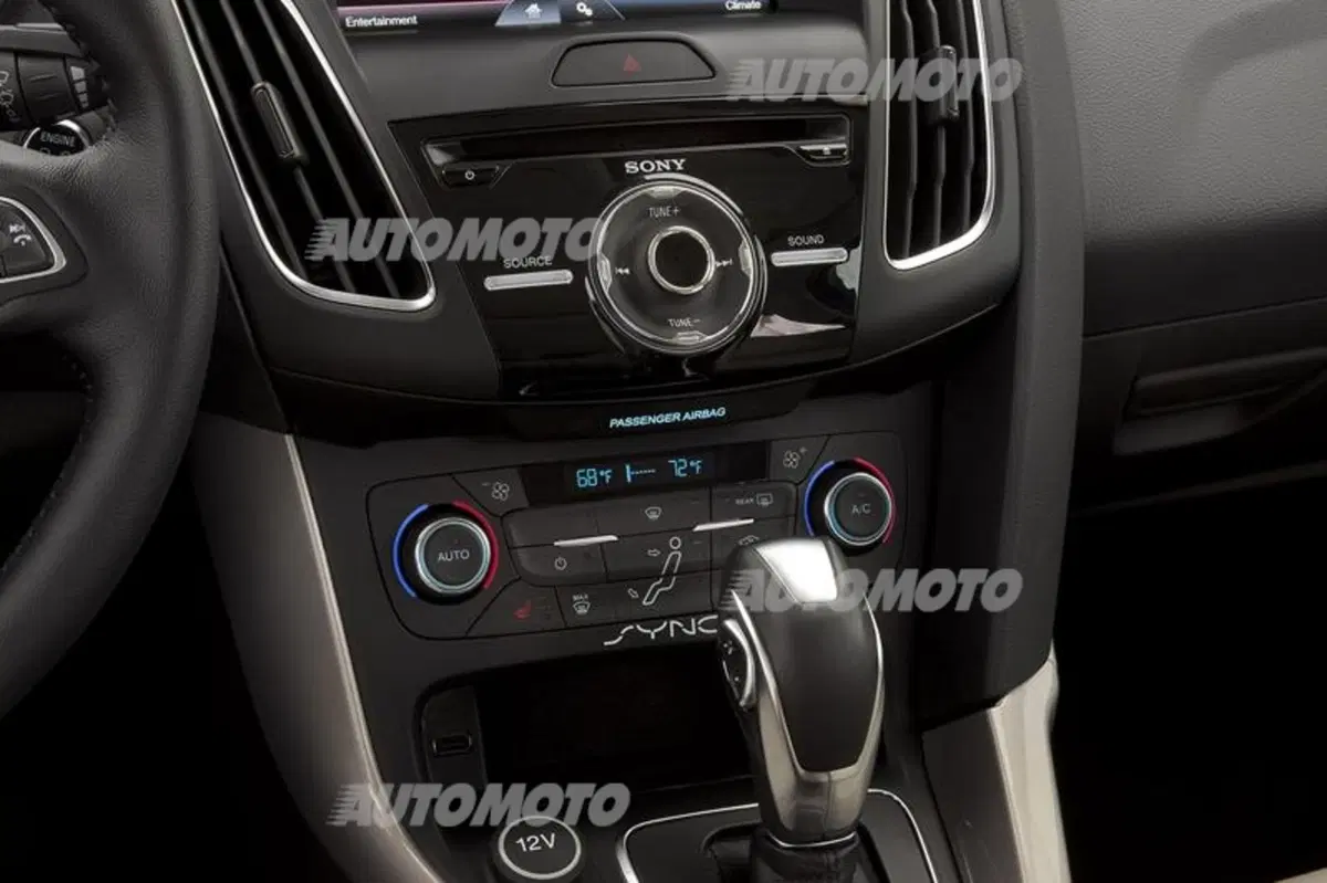 Ford Focus restyling: tutte le immagini più belle (83)