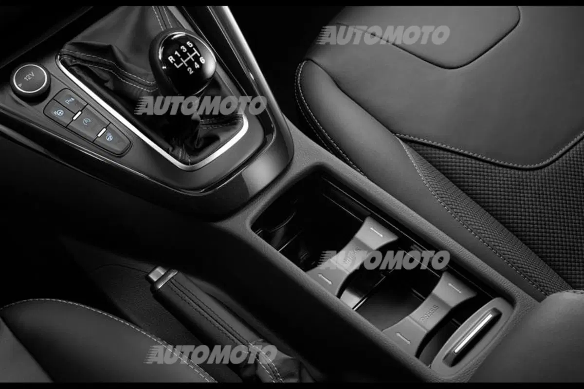 Ford Focus restyling: tutte le immagini più belle (86)