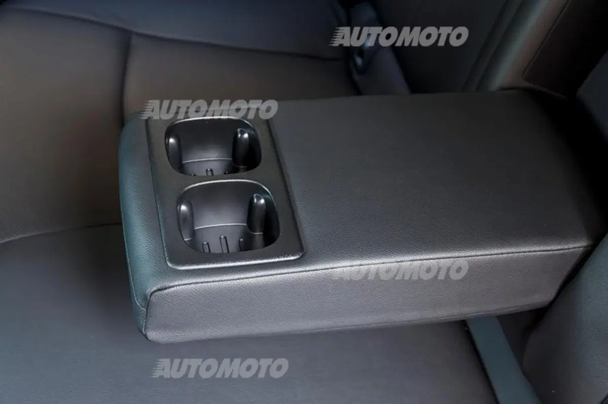 Nissan Pulsar: tutte le foto e le informazioni ufficiali (43)