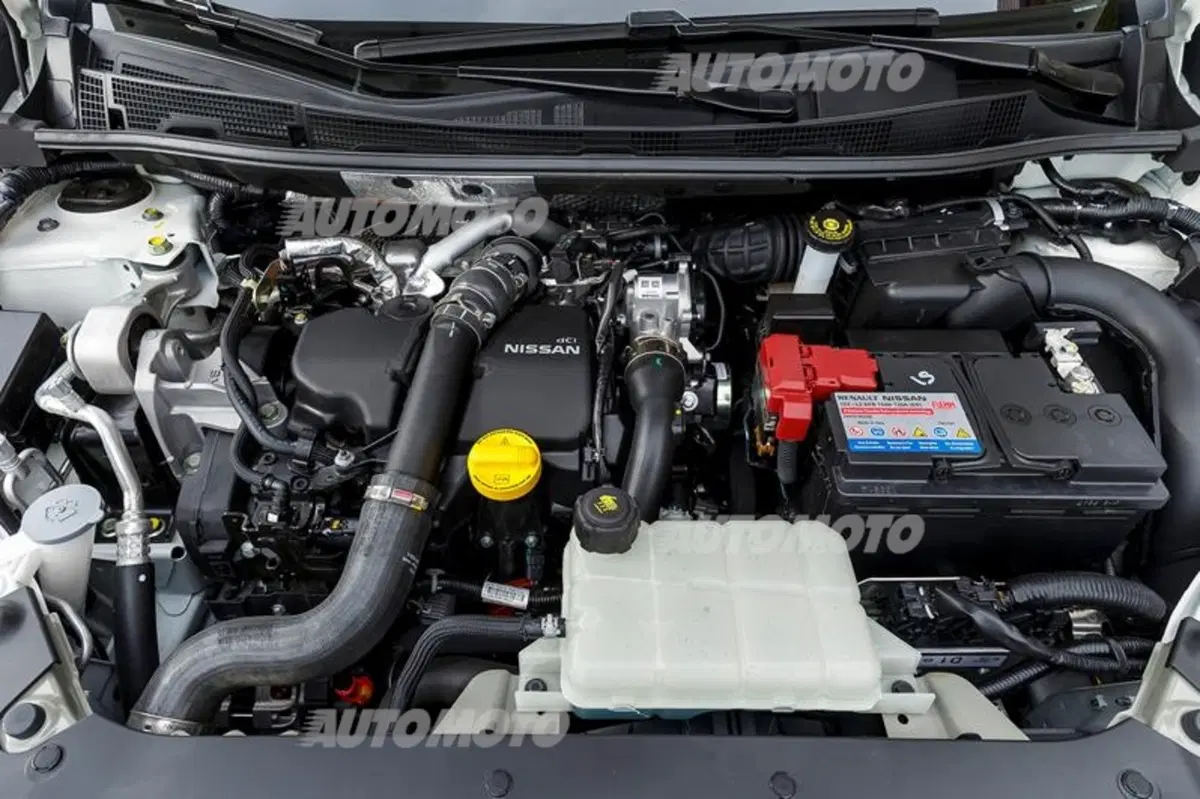 Nissan Pulsar: tutte le foto e le informazioni ufficiali (46)
