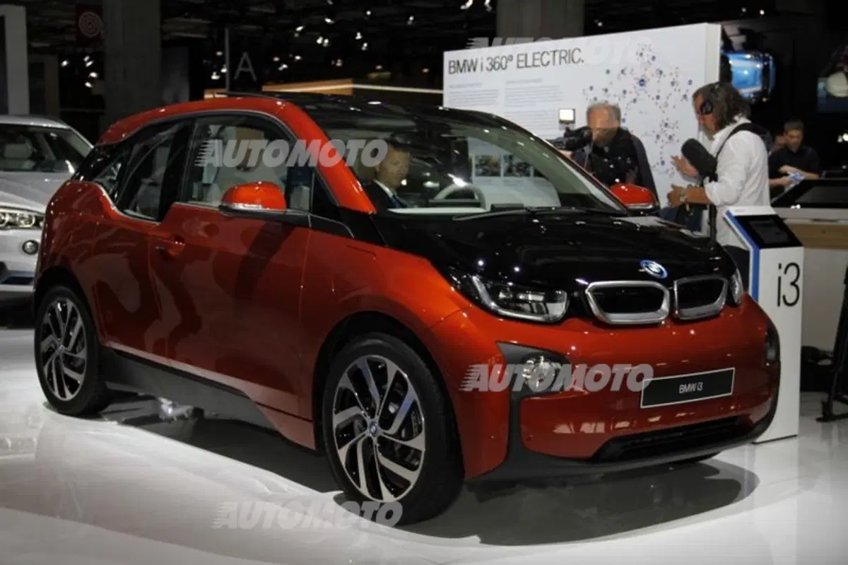 BMW al Salone di Parigi 2014 (19)