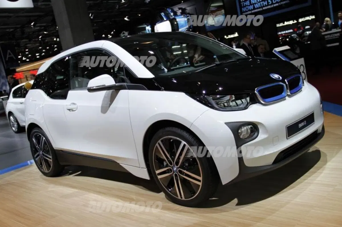 BMW al Salone di Parigi 2014 (21)