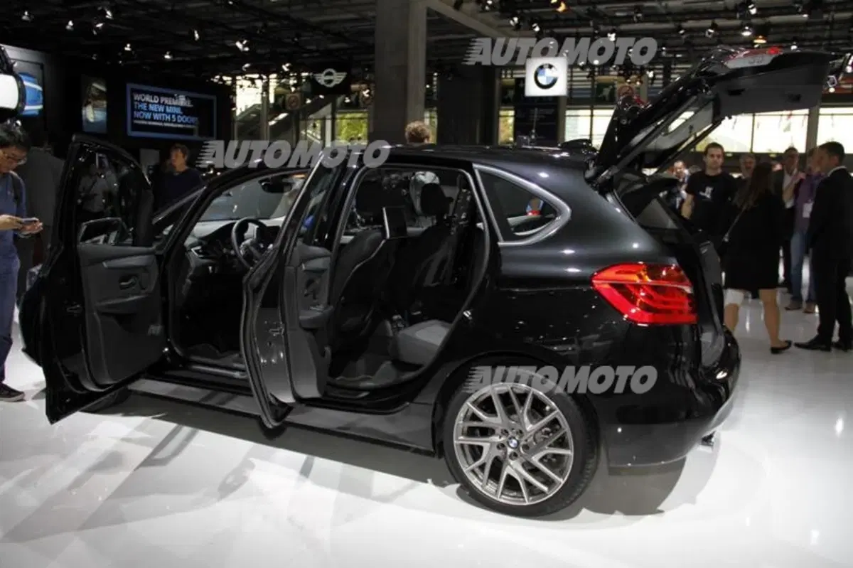 BMW al Salone di Parigi 2014 (24)