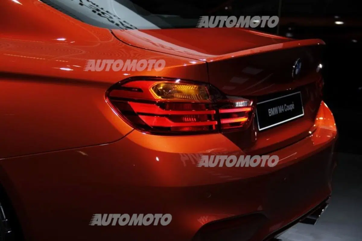 BMW al Salone di Parigi 2014 (35)