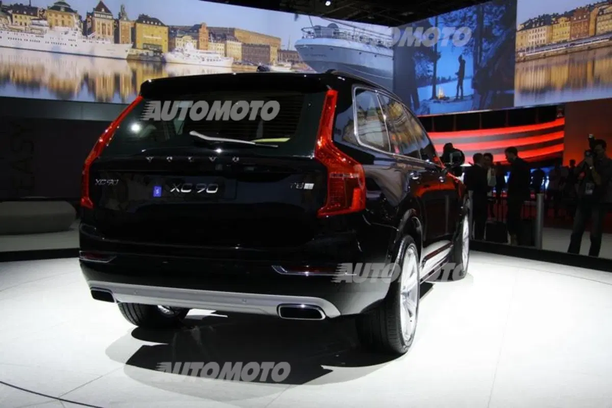 Volvo al Salone di Parigi 2014 (8)