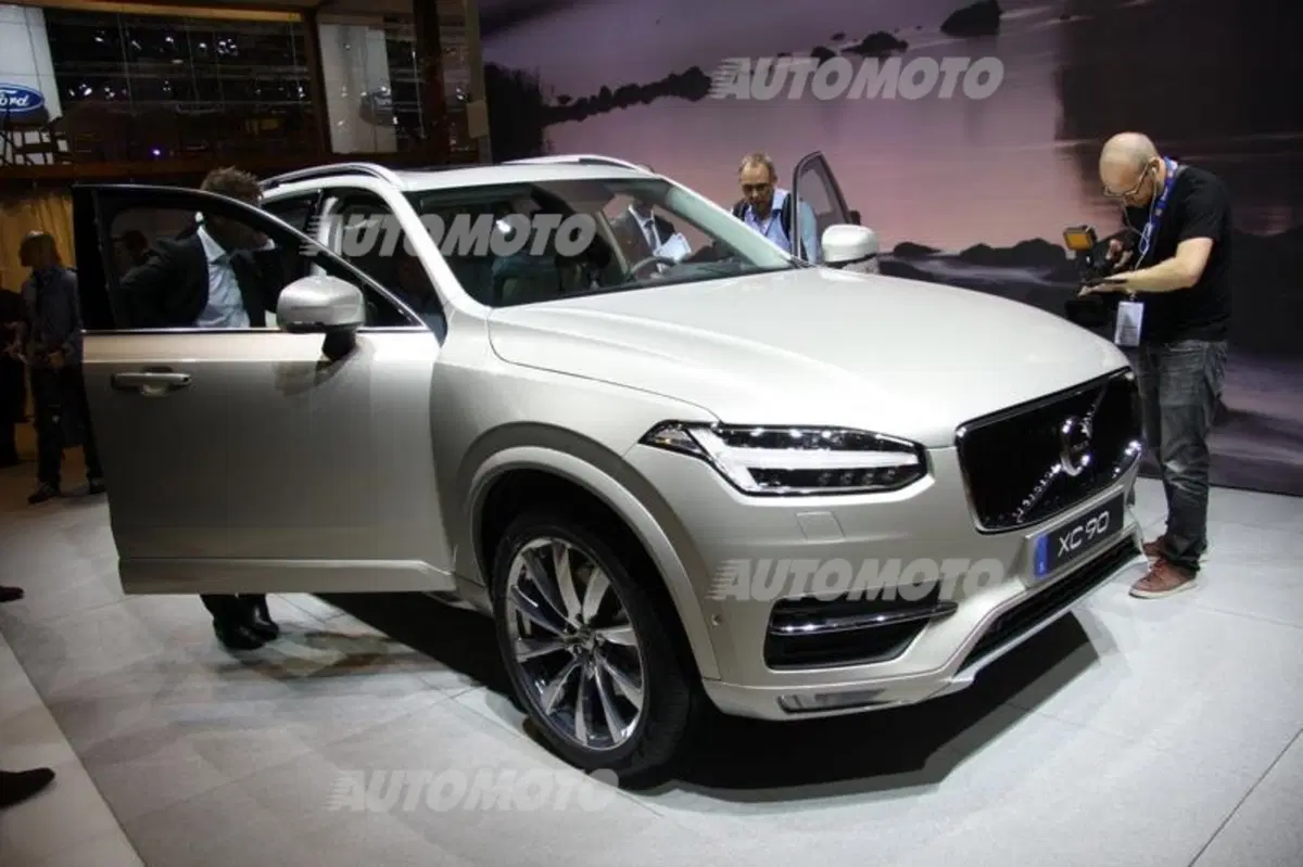 Volvo al Salone di Parigi 2014 (20)