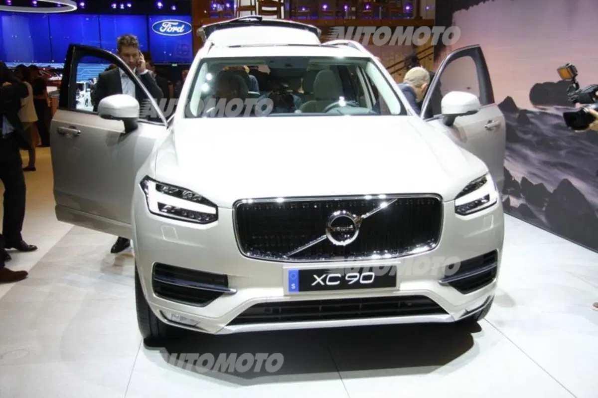 Volvo al Salone di Parigi 2014 (21)